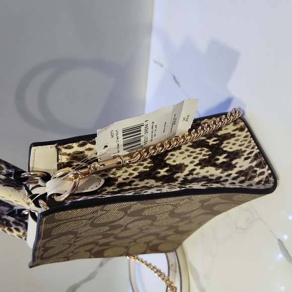 Coach Mini Pepper Crossbody. NWT - Picture 6 of 7